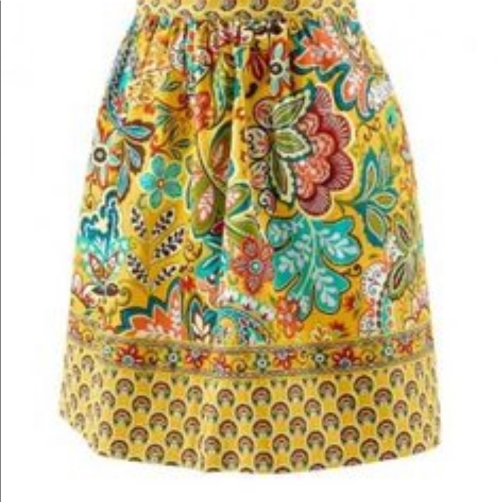 NWT apron in box